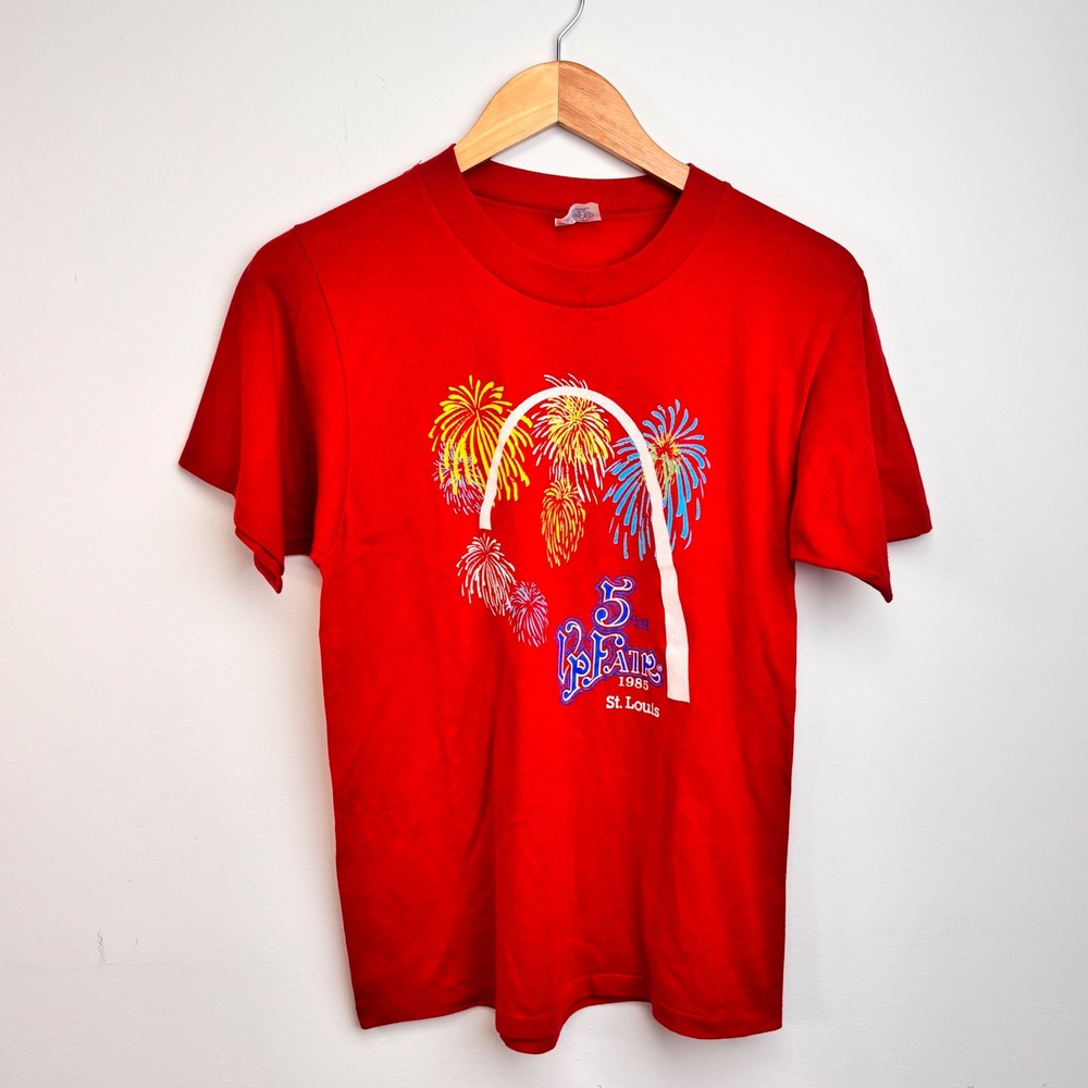 Vintage 1985 St Louis Fair Cal Cru Red TShirt Medium Fireworks Arch SingleStitch